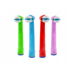 Zestaw Oral-B Vitality 100 Star Wars + zam. Kids Color x4