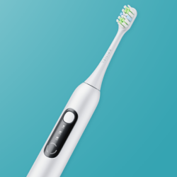 Szczoteczka SpinelCare SmileOn White + 4 białe końcówki