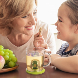 Kubek z figurką dla dziecka 240ml żółw