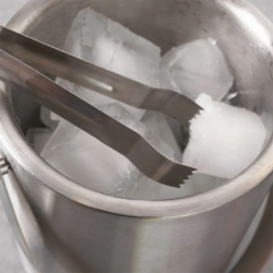 Wiaderko do lodu termiczne ze szczypcami