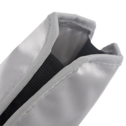 Pokrowiec chłodzący na butelke srebrny