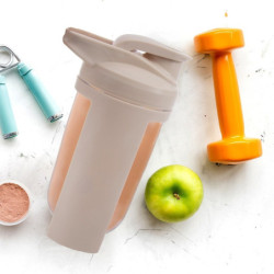 Shaker treningowy z kulką 700ml beżowy