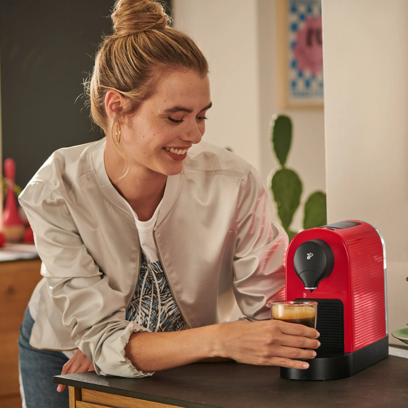 Ekspres kapsułkowy TCHIBO Cafissimo Pure Plus Red