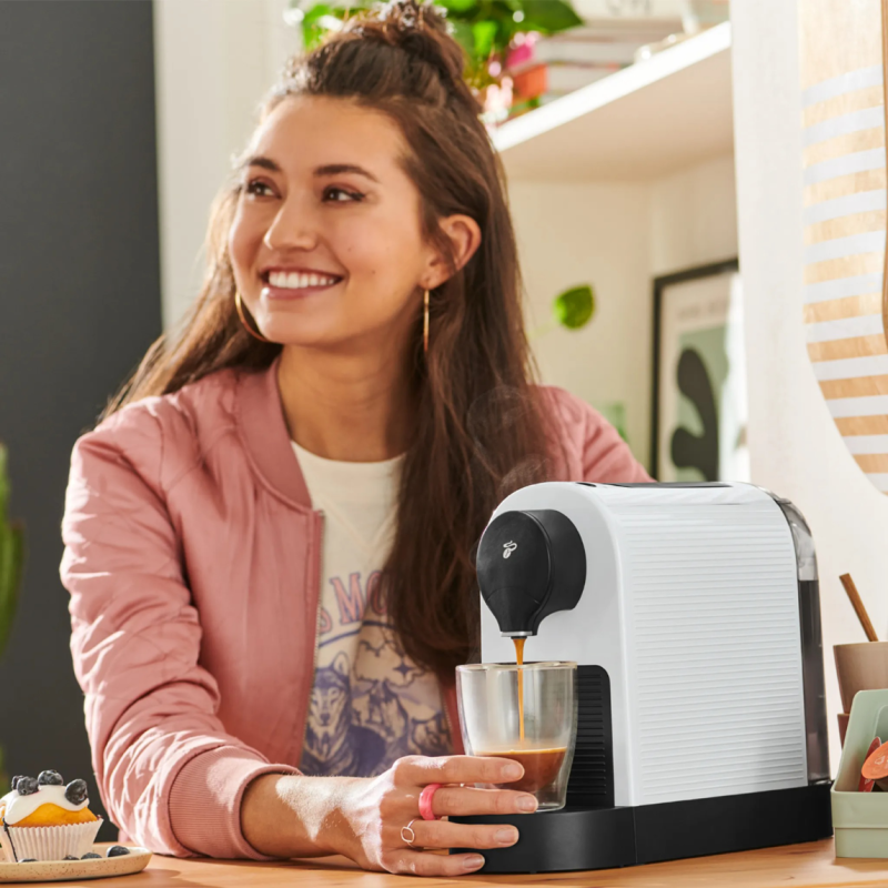 Ekspres kapsułkowy TCHIBO Cafissimo Pure Plus White