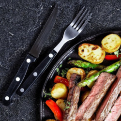 Sztućce do steków i burgerów 12el.