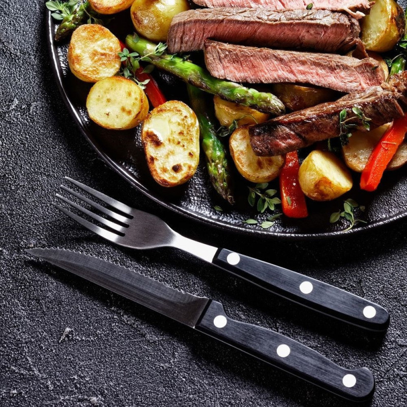 Sztućce do steków i burgerów 12el.