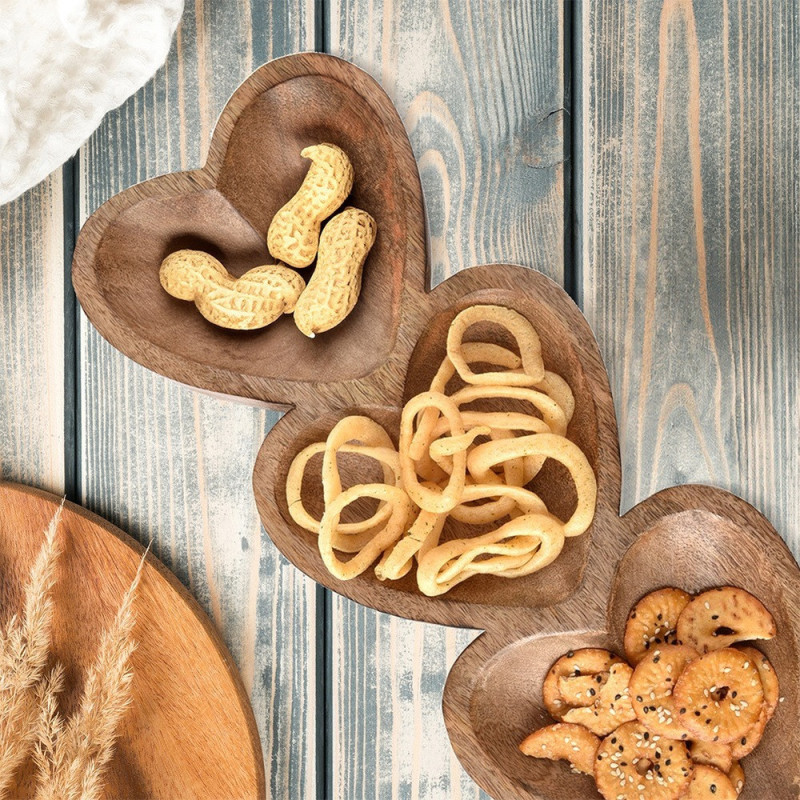 Drewniany talerz na przekąski SERCE 40x16cm