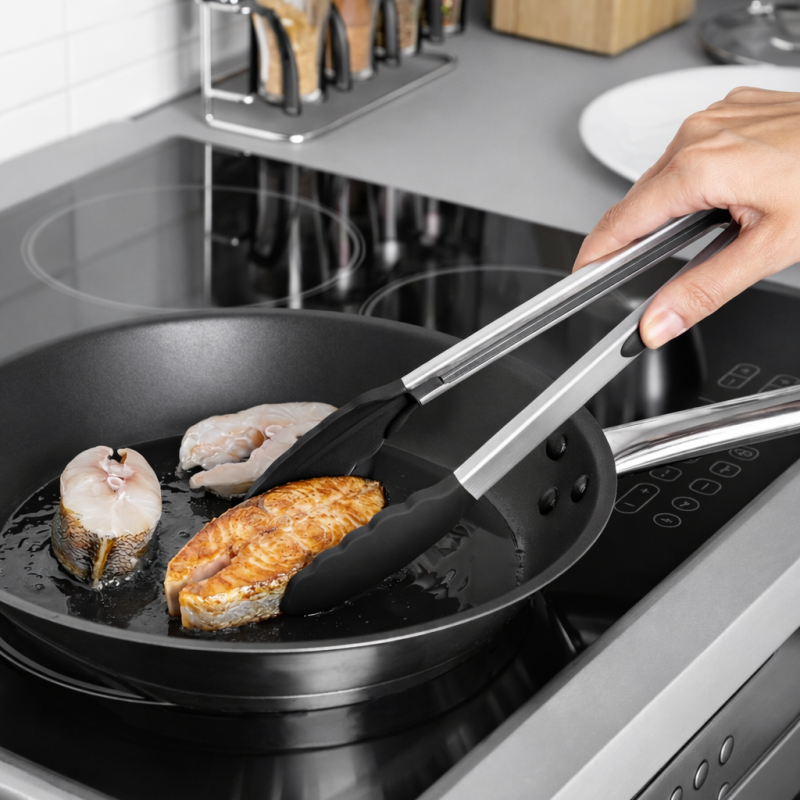 Szczypce kuchenne czarne WELLHAUS